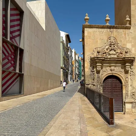 Apartamento Santa Maria Gema En El Casco Antiguo Alicante